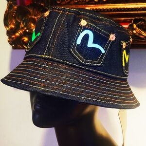 Evisu Multi-color Seagull Print Multi-Pockets Denim Bucket Hat NWT w Bag